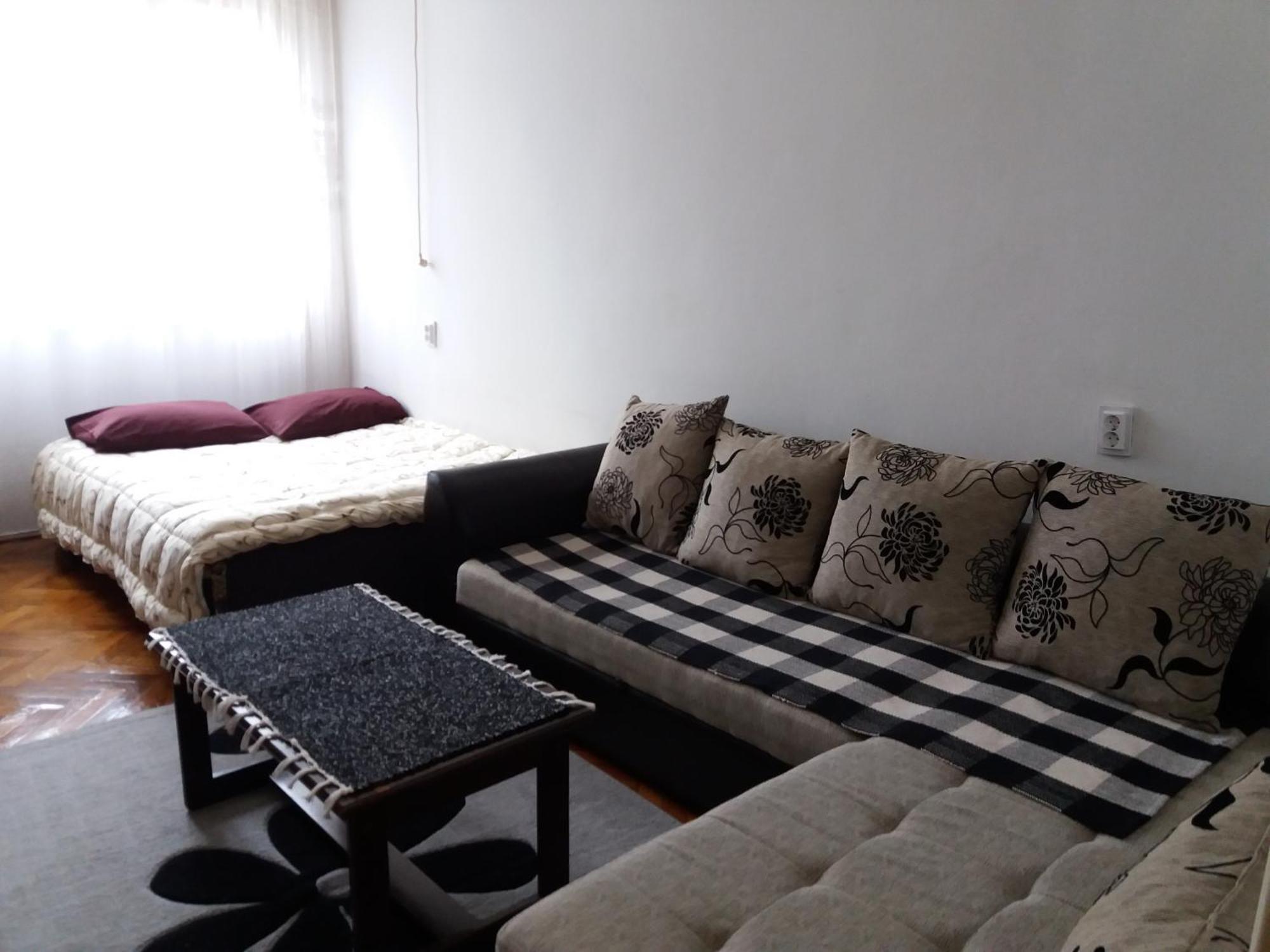 Apartment Studio Center 포드고리차 외부 사진